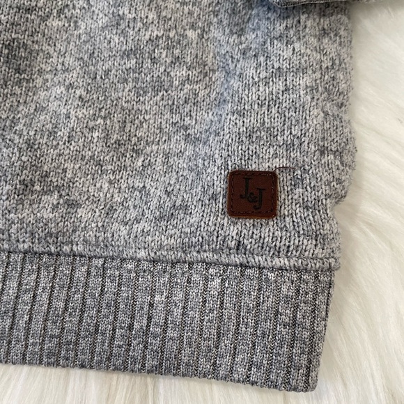 Janie & Jack - quarter zip sweater - size 12 to 18 months - Picture 3 of 6